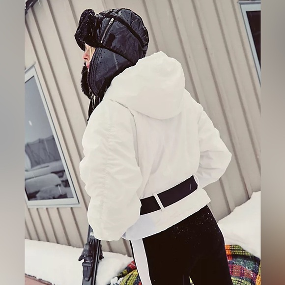 FP MOVEMENT Powder Vixen Jacket White & Black NWT - Picture 2 of 10